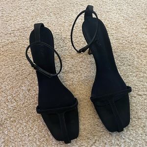 Black minimal grosgrain NEOUS heels with ankle strap in size 9 / 40.